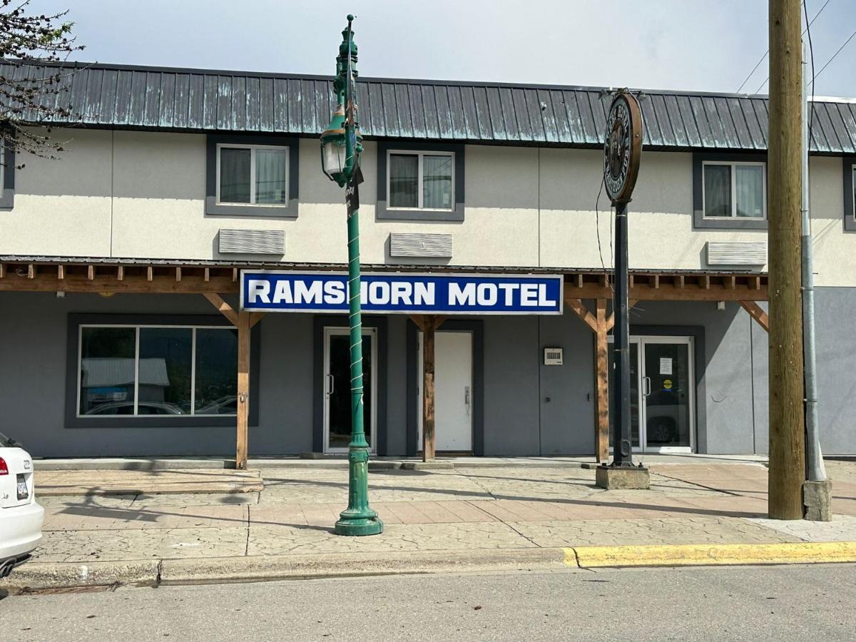 Ramshorn Motel Lumby Exterior foto
